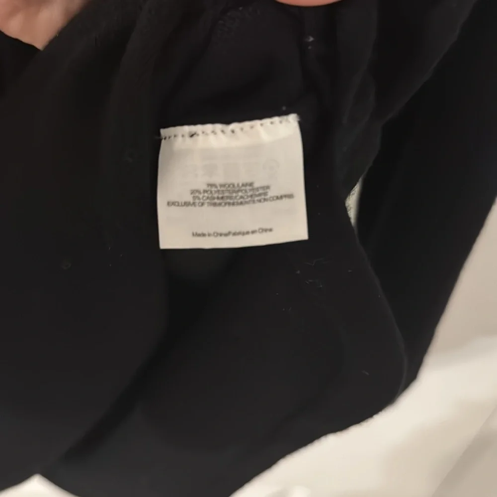 Tory Burch long wool sweater. Size medium. - Picture 4 of 4